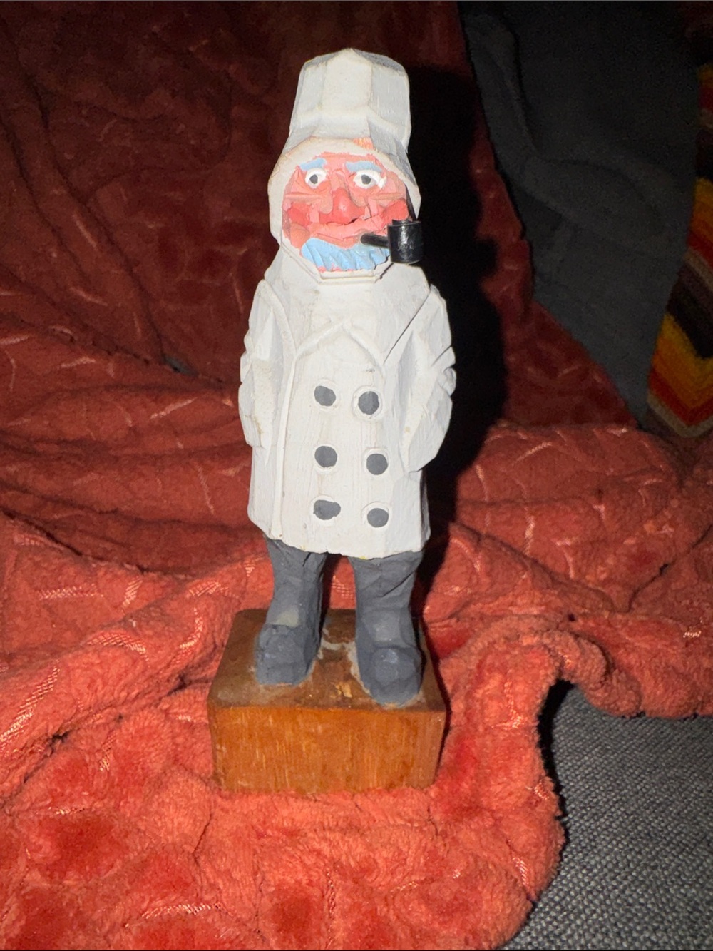 Hand-Carved Wooden Sea Captain Figurine | Vintage Sailor with Pipe & Sou’wester